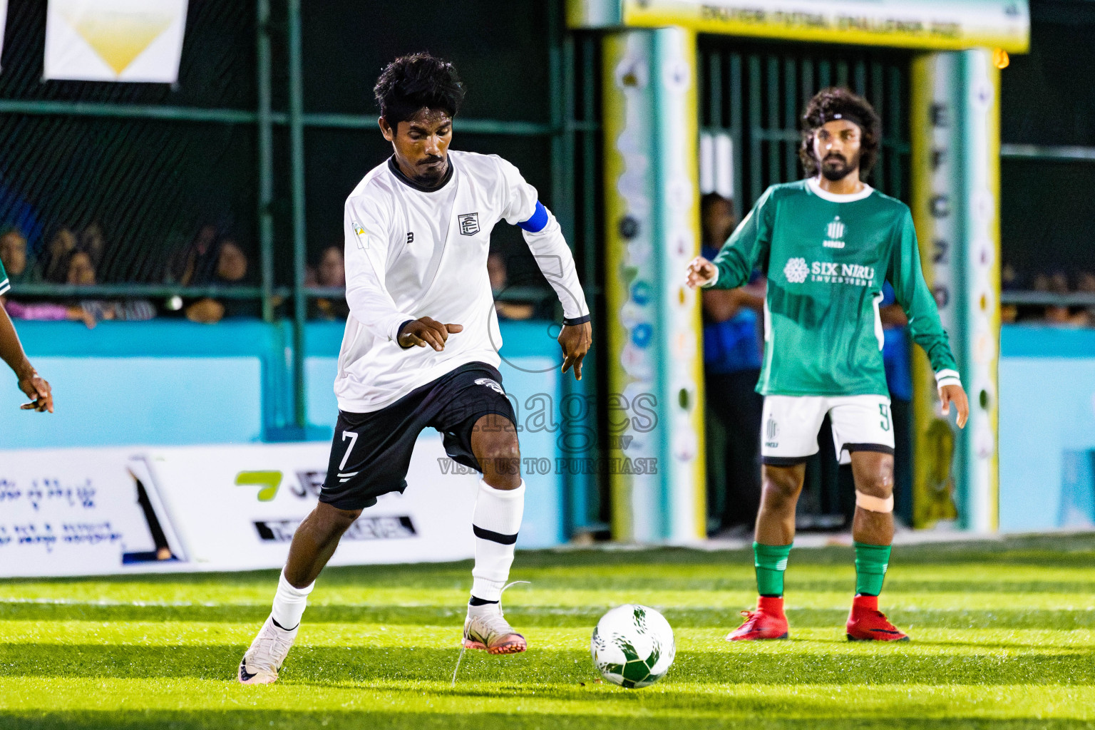 Dee Cee Jay SC vs Comienzo FC in Day 2 of Laamehi Dhiggaru Ekuveri Futsal Challenge 2025 was held on Friday, 25th July 2025, at Dhiggaru Futsal Ground, Dhiggaru, Maldives Photos: Areef Adam / images.mv