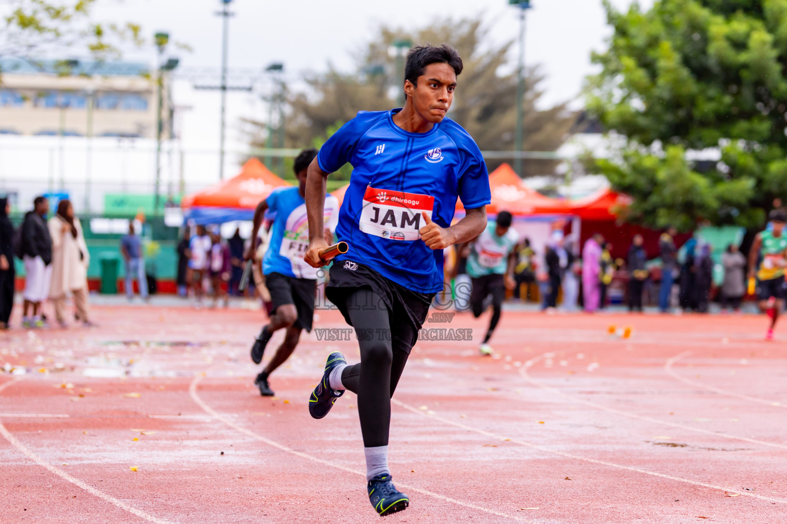 Day 6 of Inter-school Athletics Championship 2025 held in Ekuveni Synthetic Track, Male', Maldives on Sunday, 12th October 2025. Photos by: Nausham Waheed / Images.mv
