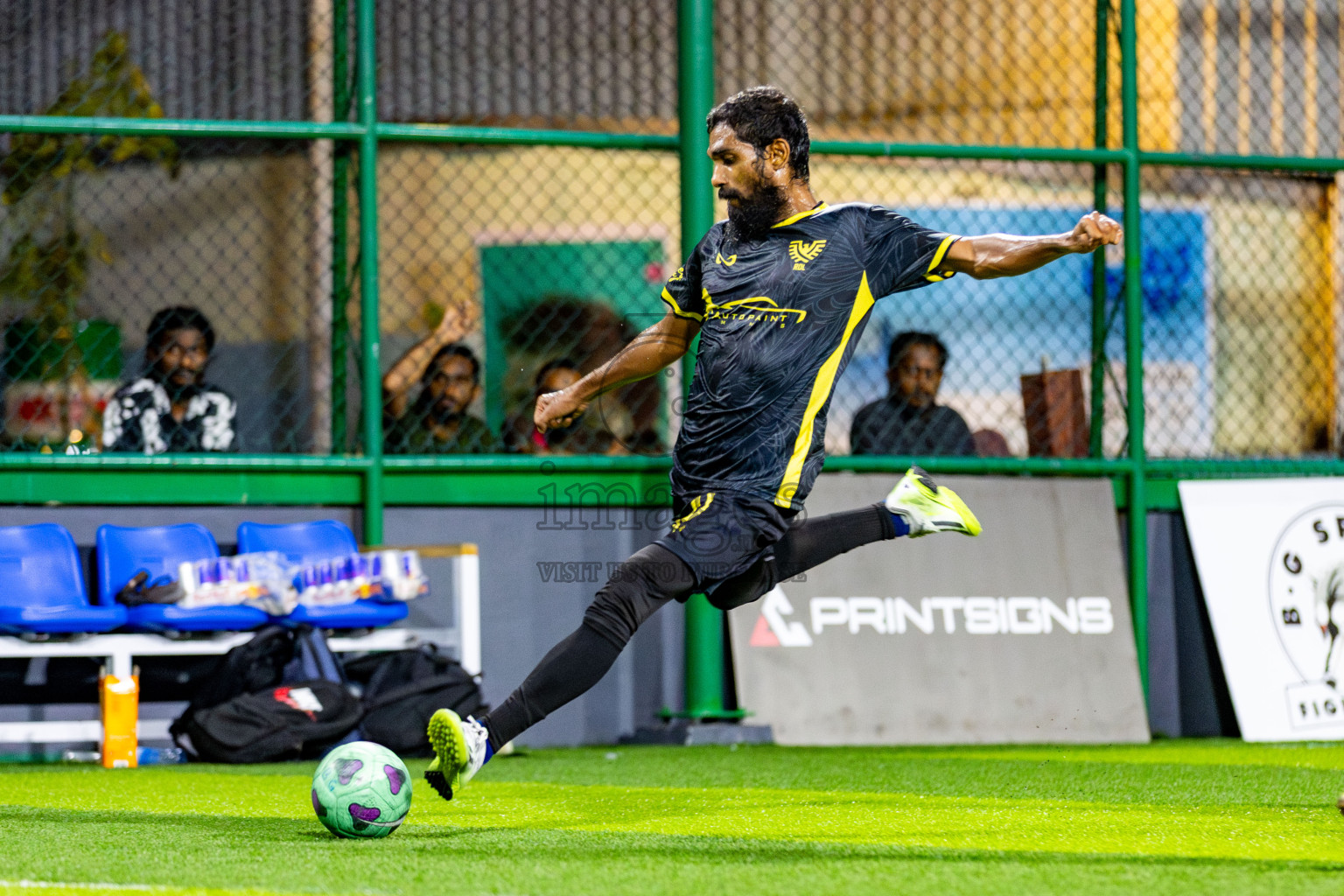 RDL vs Fasthari SC in Day 2 of Quarter Finals of BG Futsal Challenge 2024 was held on Saturday , 30th March 2024, in Male', Maldives Photos: Nausham Waheed / images.mv