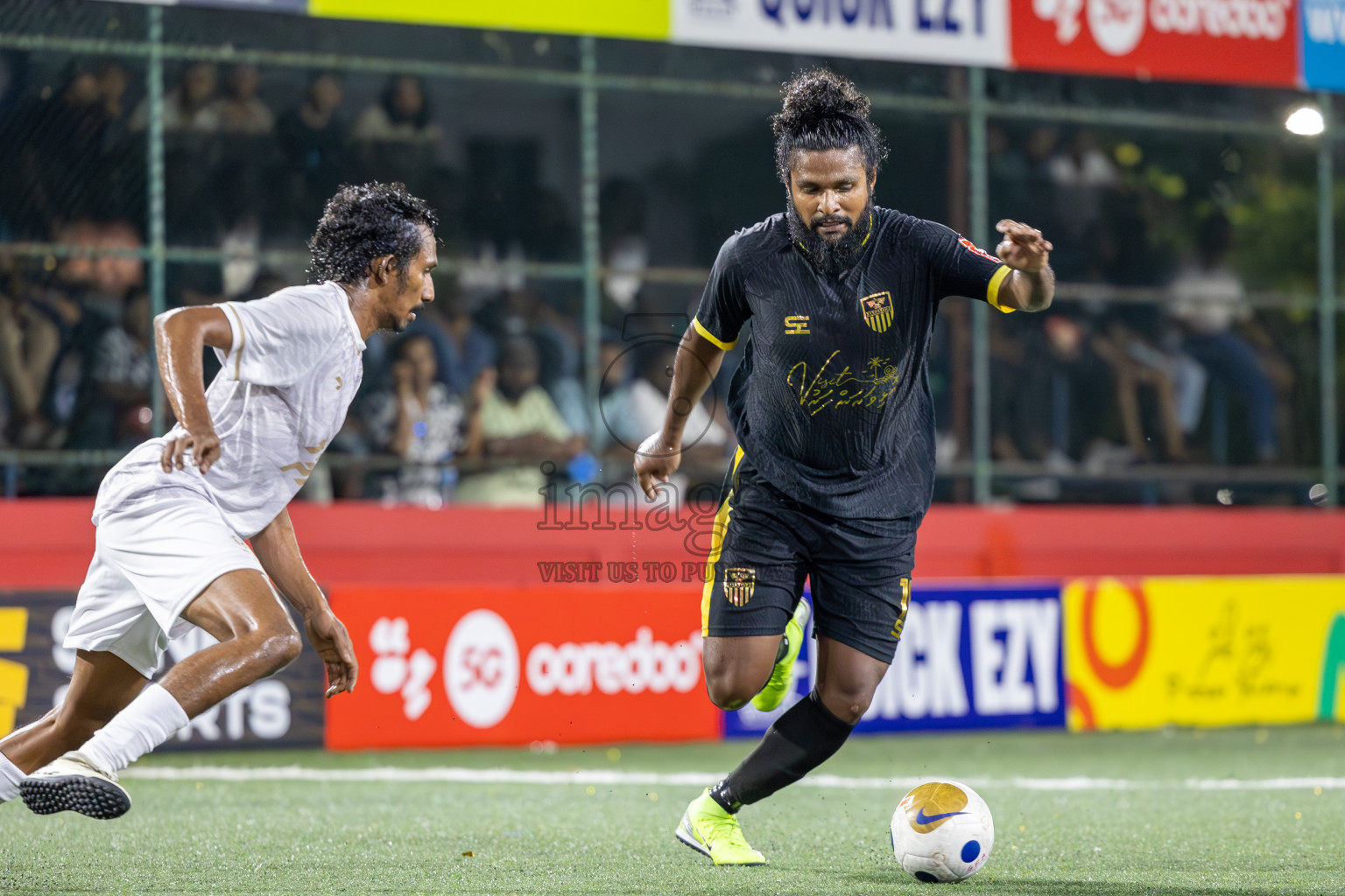 HDh Nolhivaranfaru vs HDh Makunudhoo in Day 1 of Golden Futsal Challenge 2025 on Sunday, 5th January 2025, in Hulhumale', Maldives
Photos: Ismail Thoriq / images.mv