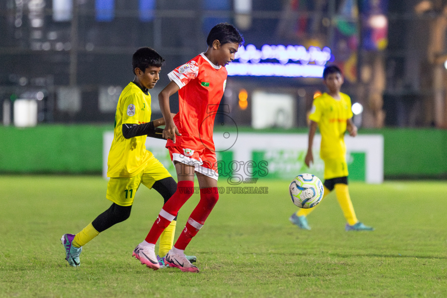 Maziya vs Hurriya (U12) in Day 4 of Dhivehi Youth League 2024 held at Henveiru Stadium on Thursday, 28th November 2024. Photos: Shuu Abdul Sattar/ Images.mv