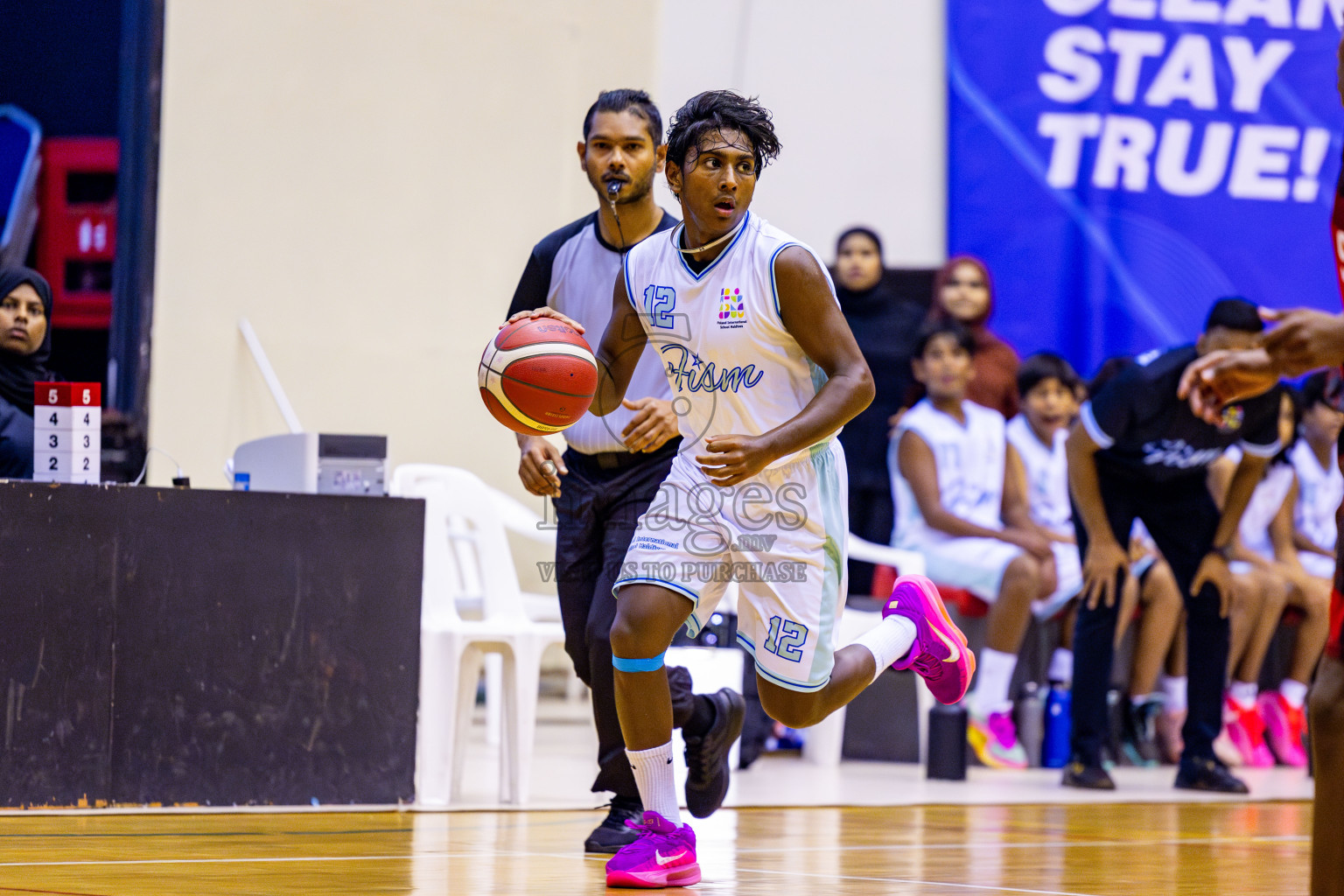 Iskandhar School vs Finland International School in Under 13 Boys Final of Junior Basketball Championship 2024 was held in Social Center, Male', Maldives on Sunday, 15th December 2024. Photos: Nausham Waheed / images.mv