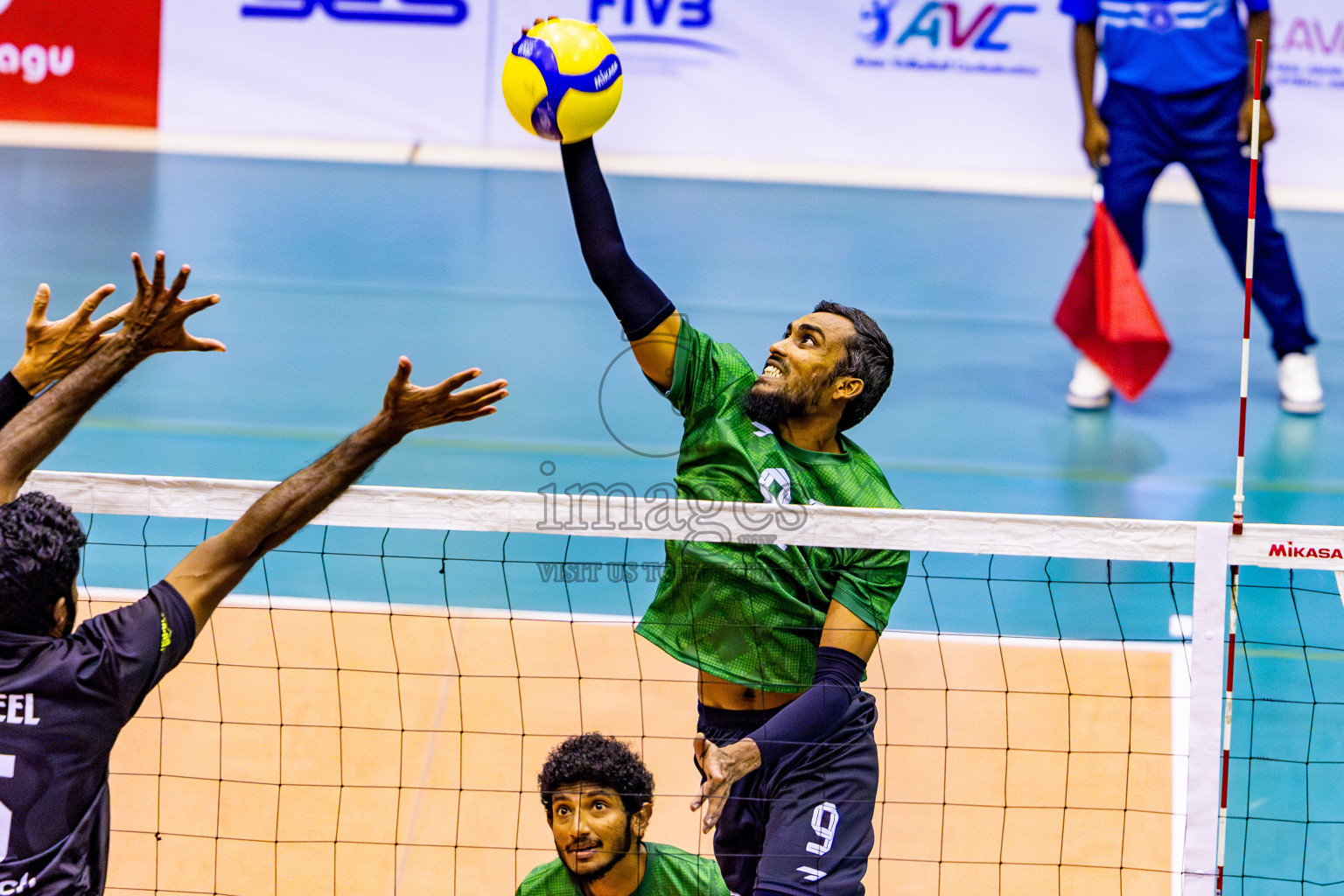 Day 2 of MILO VAM Cup 2024 Men's Division was held in Social Center Indoor Hall on Tuesday, 29th October 2024. Photos: Nausham Waheed / images.mv