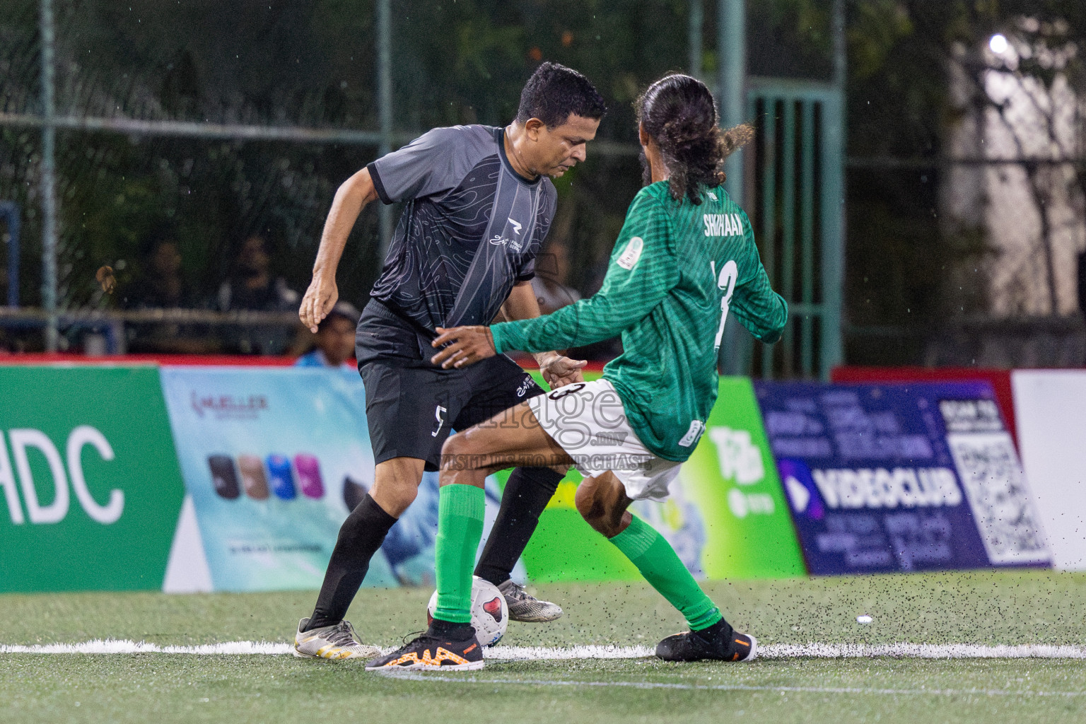 KHAARIJEE VS TEAM BADHAHI in Club Maldives Classic 2024 held in Rehendi Futsal Ground, Hulhumale', Maldives on Tuesday, 3rd September 2024. 
Photos: Nausham Waheed / images.mv