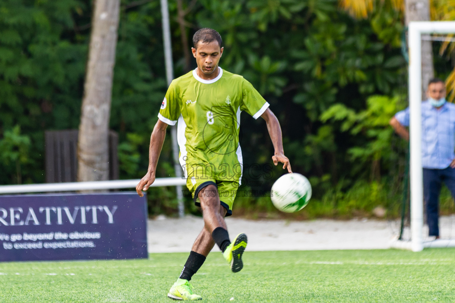 Oblu Experience Ailafushi vs Four Seasons Kuda Huraa in Resort League 2025 (North Male Zone) day 3 was held on Friday, 5th September 2025 in One And Only Reethi Rah Maldives Resort, Photos: Areef Adam / images.mv