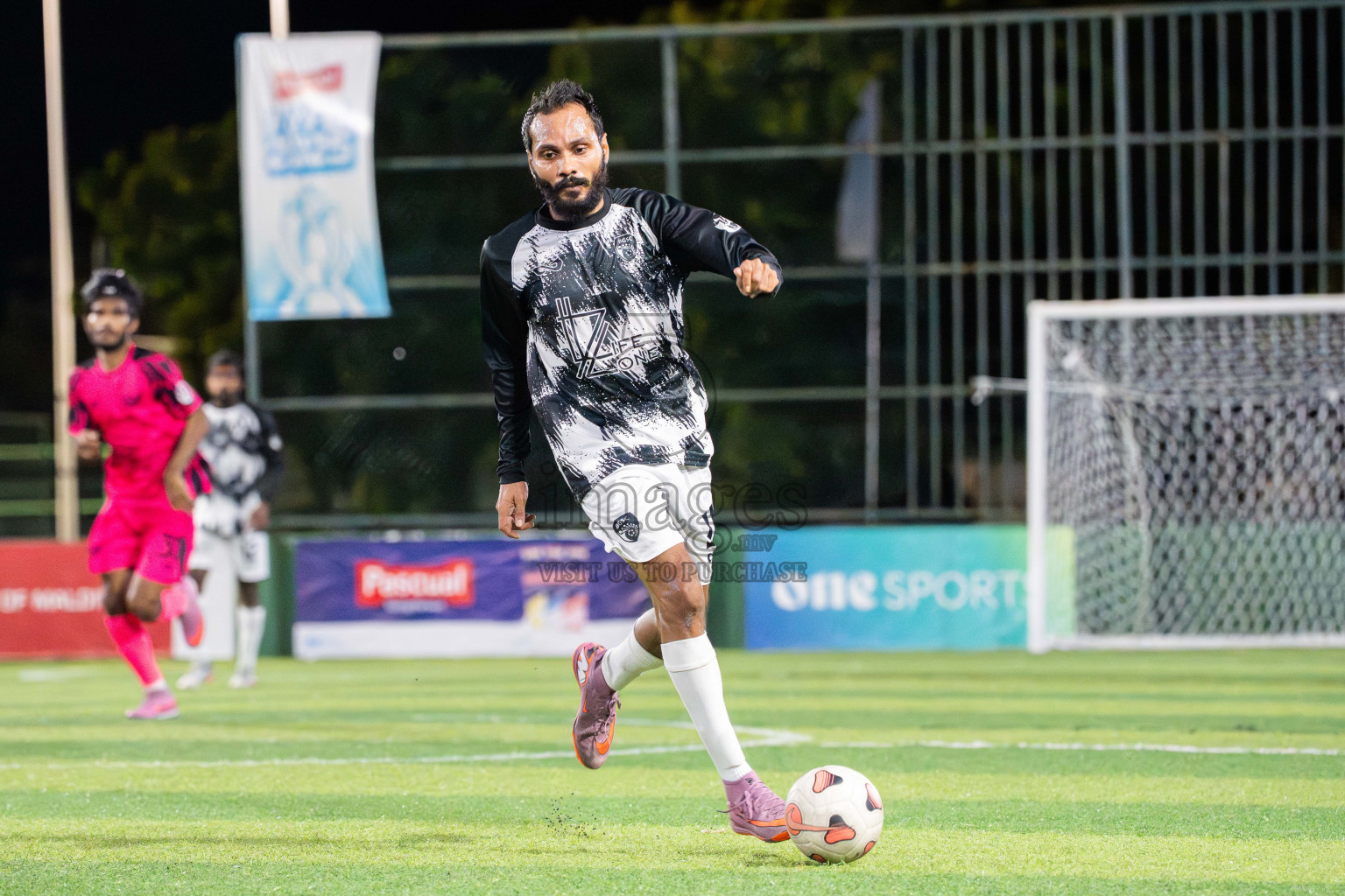 BG SC VS Goalhians in Day 3 - Fonadhoo Youth Futsal Challenge 2025 held in Fonadhoo Futsal Stadium, L. Fonadhoo, Maldives on Tuesdat, 28th October 2025 Photos: Arif Rasheed / images.mv