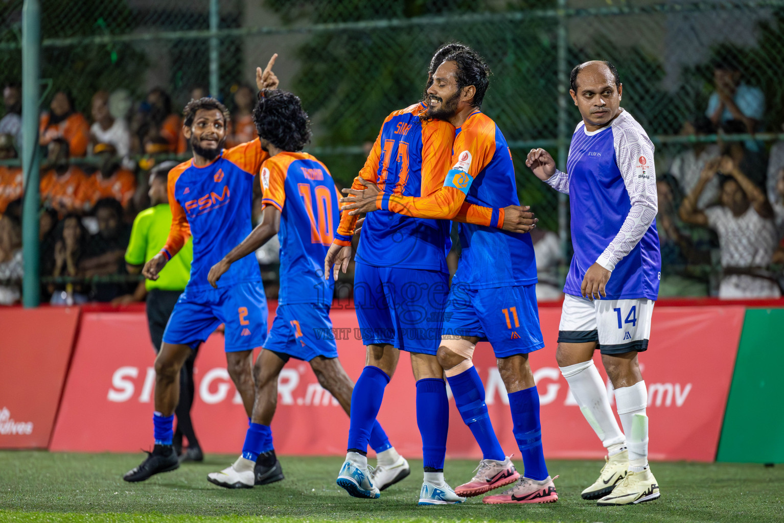 Team FSM vs Baros Maldives in Club Maldives Cup 2024 held in Rehendi Futsal Ground, Hulhumale', Maldives on Friday, 27th September 2024. 
Photos: Shuu Abdul Sattar / images.mv