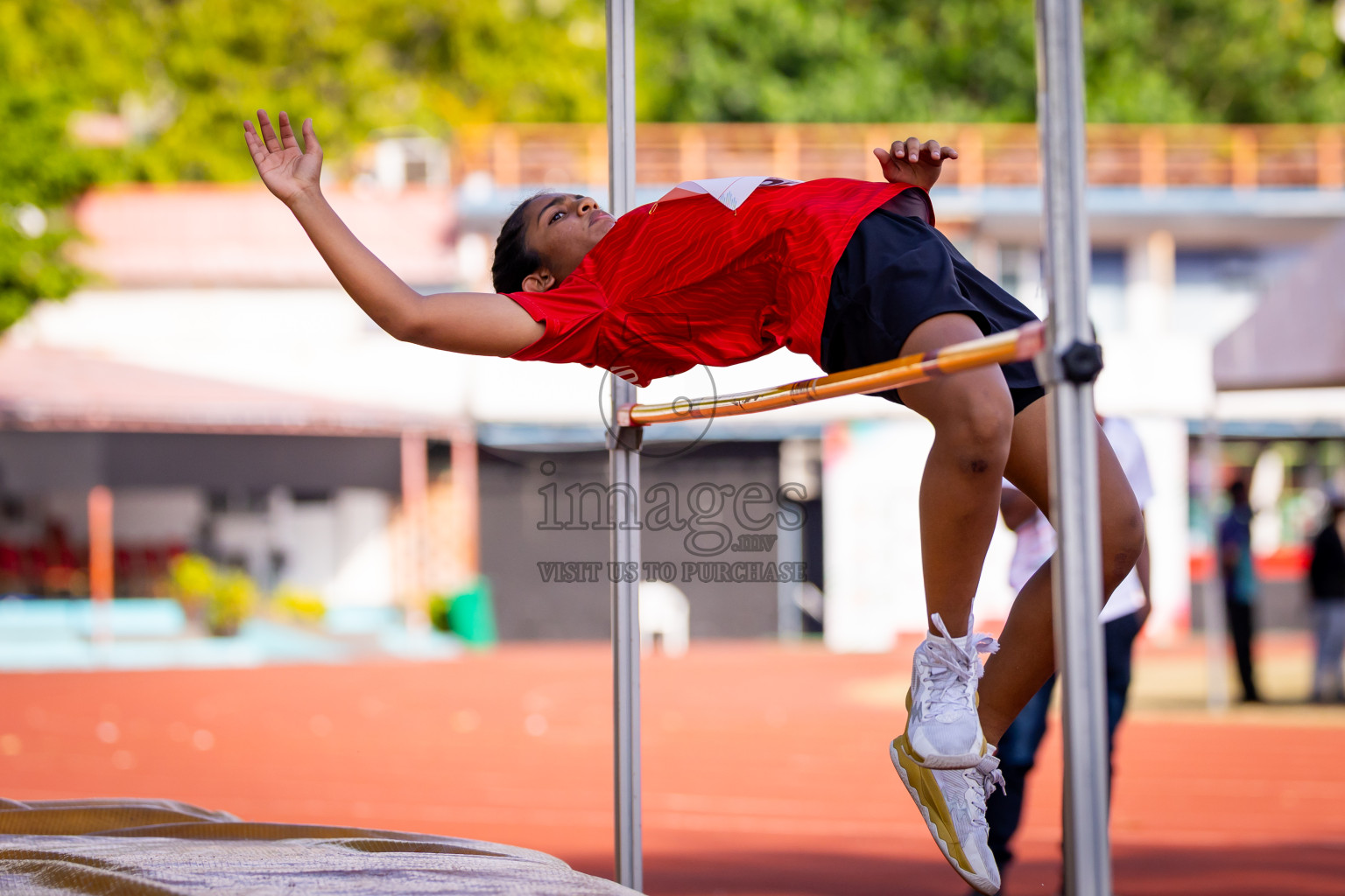 Day 3 of Inter-school Athletics Championship 2025 held in Ekuveni Synthetic Track, Male', Maldives on Wednesday, 08th October 2025. Photos by: Nausham Waheed / Images.mv