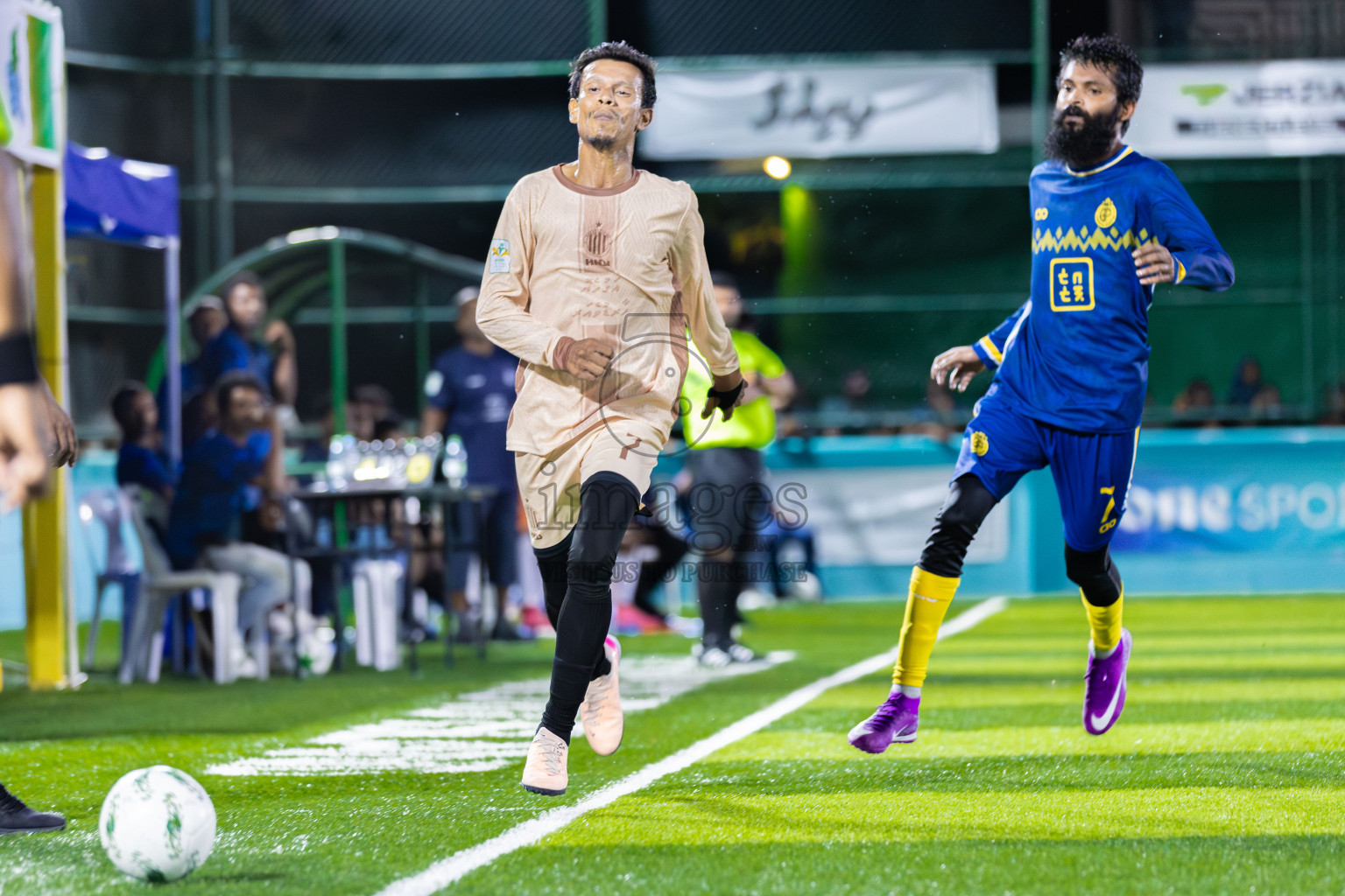 Dee Cee Jay SC vs Fools SC in Semi Finals of Laamehi Dhiggaru Ekuveri Futsal Challenge 2025 was held on Sunday, 27th July 2025, at Dhiggaru Futsal Ground, Dhiggaru, Maldives Photos: Areef Adam / images.mv