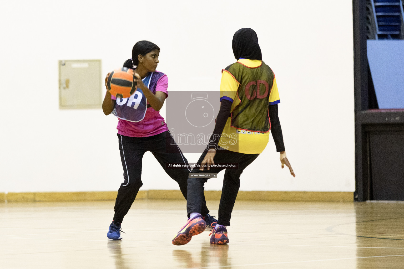 Sports Club Shinning Star vs Kulhudhuffushi in the Milo National Netball Tournament 2022 on 19 July 2022, held in Social Center, Male', Maldives. Photographer: Shuu / Images.mv