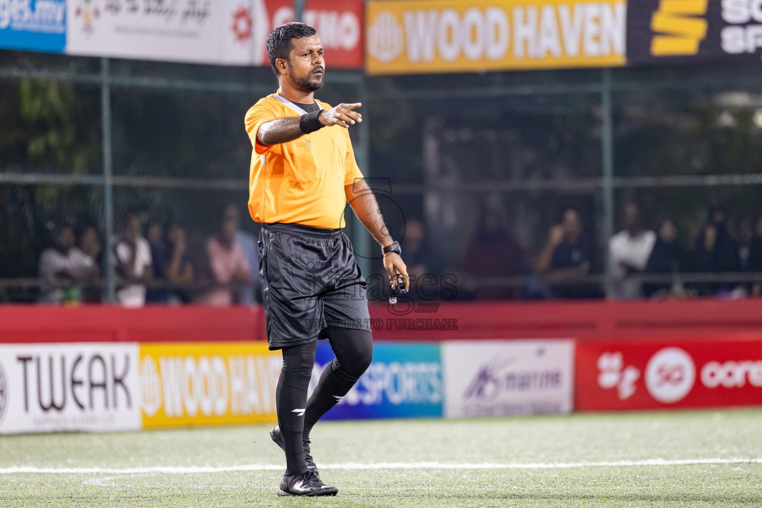HDh Nolhivaranfaru vs HDh Hanimaadhoo in Day 9 of Golden Futsal Challenge 2025 was held on Monday, 13th January 2025, in Hulhumale', Maldives
Photos: Ismail Thoriq / images.mv