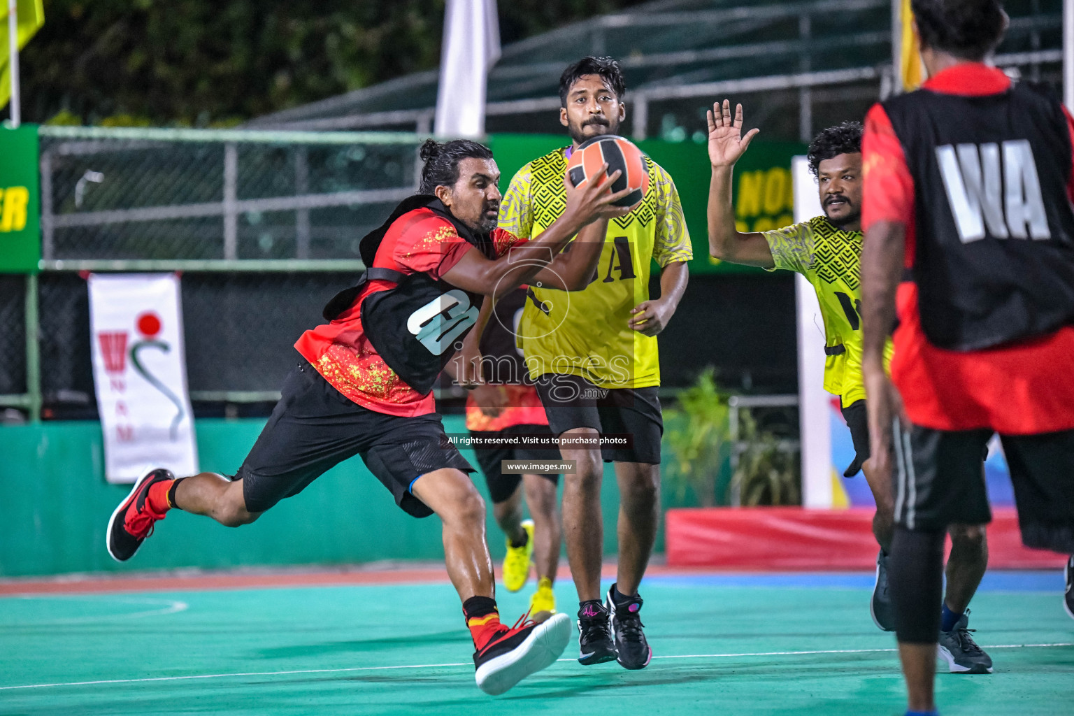 Final of Inter-School Parents Netball Tournament was held in Male', Maldives on 4th December 2022. Photos: Nausham Waheed / images.mv