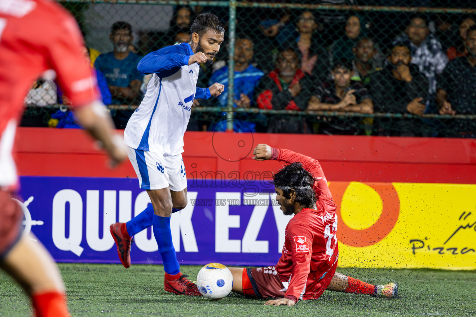 Th Vilufushi vs Th Kinbidhoo in Day 10 of Golden Futsal Challenge 2025 was held on Tuesday, 14th January 2025, in Hulhumale', Maldives Photos: Ismail Thoriq / images.mv