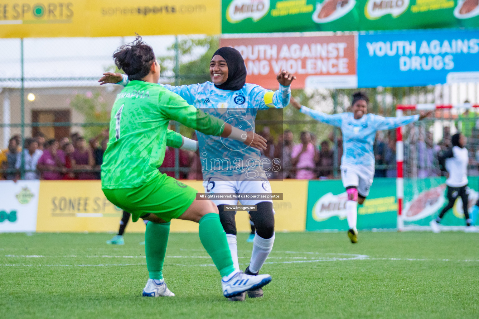 MPL vs DSC in Eighteen Thirty Women's Futsal Fiesta 2022 was held in Hulhumale', Maldives on Monday, 17th October 2022. Photos: Hassan Simah, Mohamed Mahfooz Moosa / images.mv