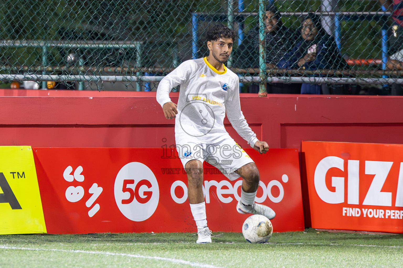 V Fulidhoo vs V Keyodhoo in Day 15 of Golden Futsal Challenge 2025 was held on Sunday, 19th January 2025, in Hulhumale', Maldives. Photos: Ismail Thoriq / images.mv