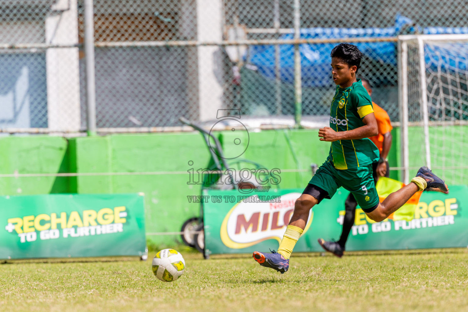 Day 4 of MILO Academy Championship 2025 (U14) was held on Sunday, 2nd November 2025 at Henveiru Football Grounds, Male', Maldives . 
Photos: Ismail Thoriq / images.mv