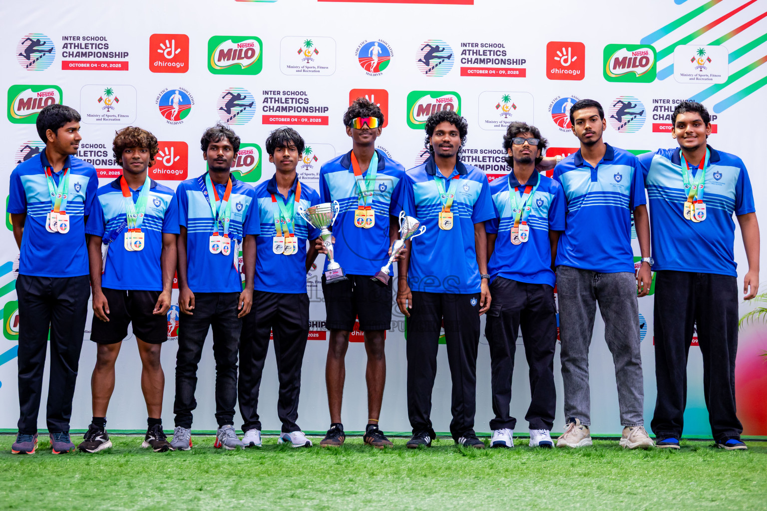 Day 6 of Inter-school Athletics Championship 2025 held in Ekuveni Synthetic Track, Male', Maldives on Sunday, 12th October 2025. Photos by: Nausham Waheed / Images.mv