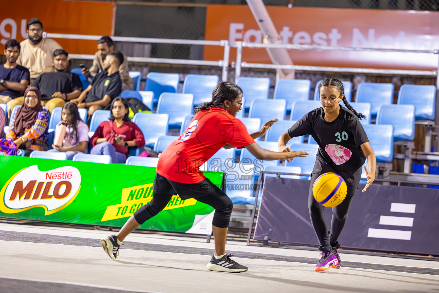 Day 2 of MILO Ramadan 3x3 Challenge 2024 was held in Ekuveni Outdoor Basketball Court at Male', Maldives on Wednesday, 13th March 2024.
Photos: Ismail Thoriq / images.mv