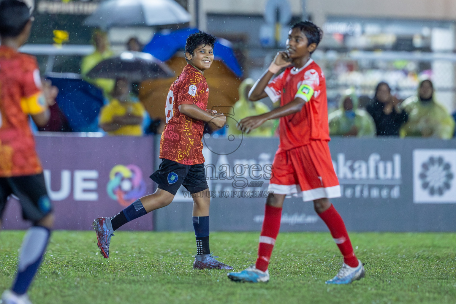 SUS vs Huriyya (U12) in Dhivehi Youth League 2024 - Day 2. Matches held at Henveiru Stadium on 22nd November 2024 , Friday. Photos: Shuu Abdul Sattar/ Images.mv