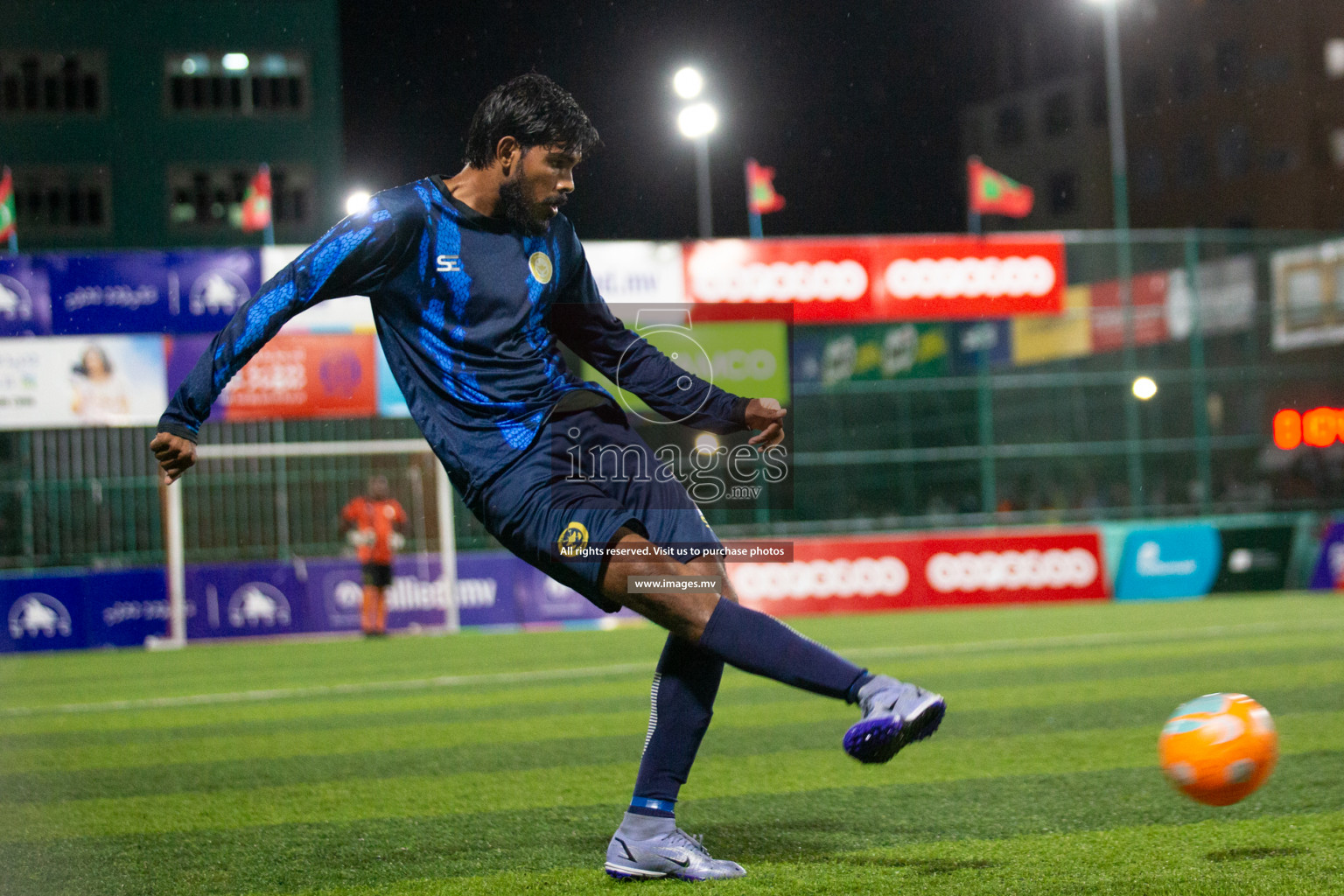 Team MPL vs Team RRC in the Quarter Finals of Club Maldives 2021 held at Hulhumale'; on 13th December 2021 Photos: Nasam/ images.mv