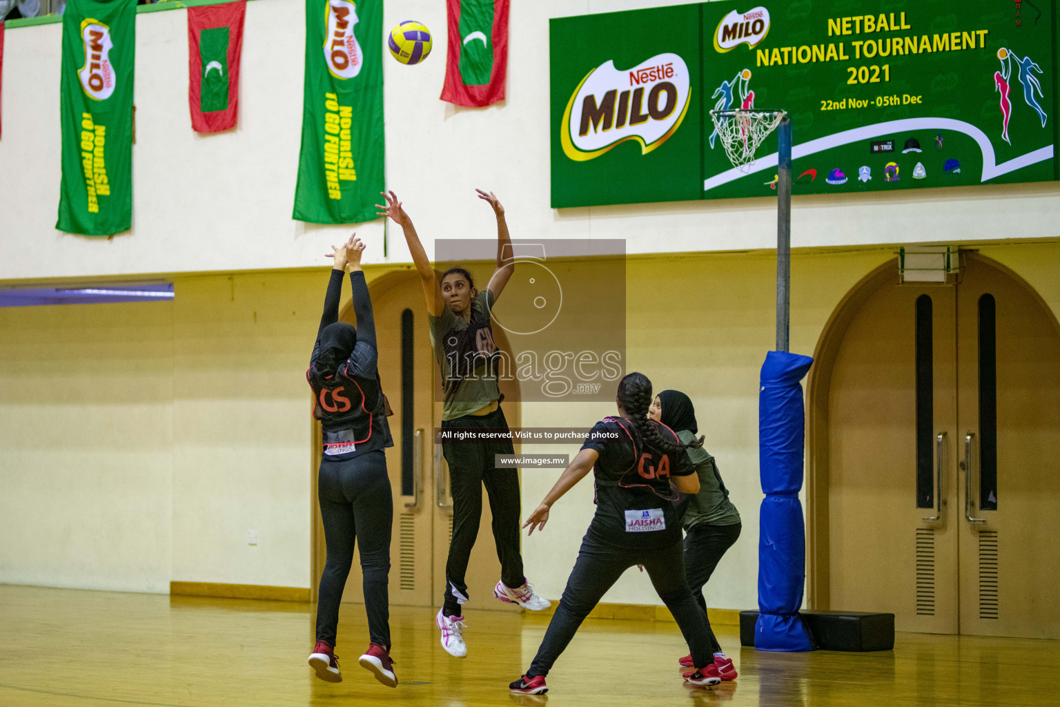 Kulhudhuffushi Youth & R.C vs Club Green Streets in the Finals of Milo National Netball Tournament 2021 (Women's) held on 5th December 2021 in Male', Maldives Photos: Ismail Thoriq / images.mv