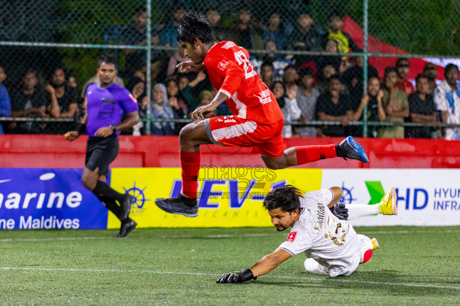 HA Maarandhoo vs HA Utheem in Day 17 of Golden Futsal Challenge 2024 was held on Wednesday, 31st January 2024, in Hulhumale', Maldives Photos: Hassan Simah / images.mv