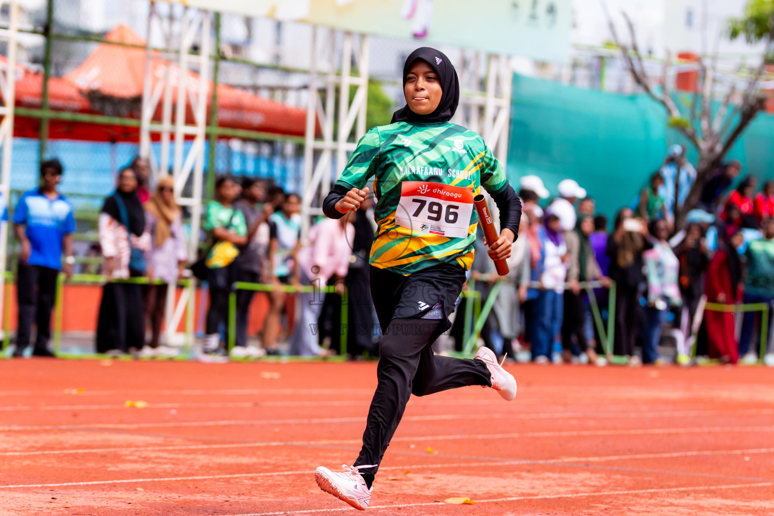 Day 6 of Inter-school Athletics Championship 2025 held in Ekuveni Synthetic Track, Male', Maldives on Sunday, 12th October 2025. Photos by: Nausham Waheed / Images.mv