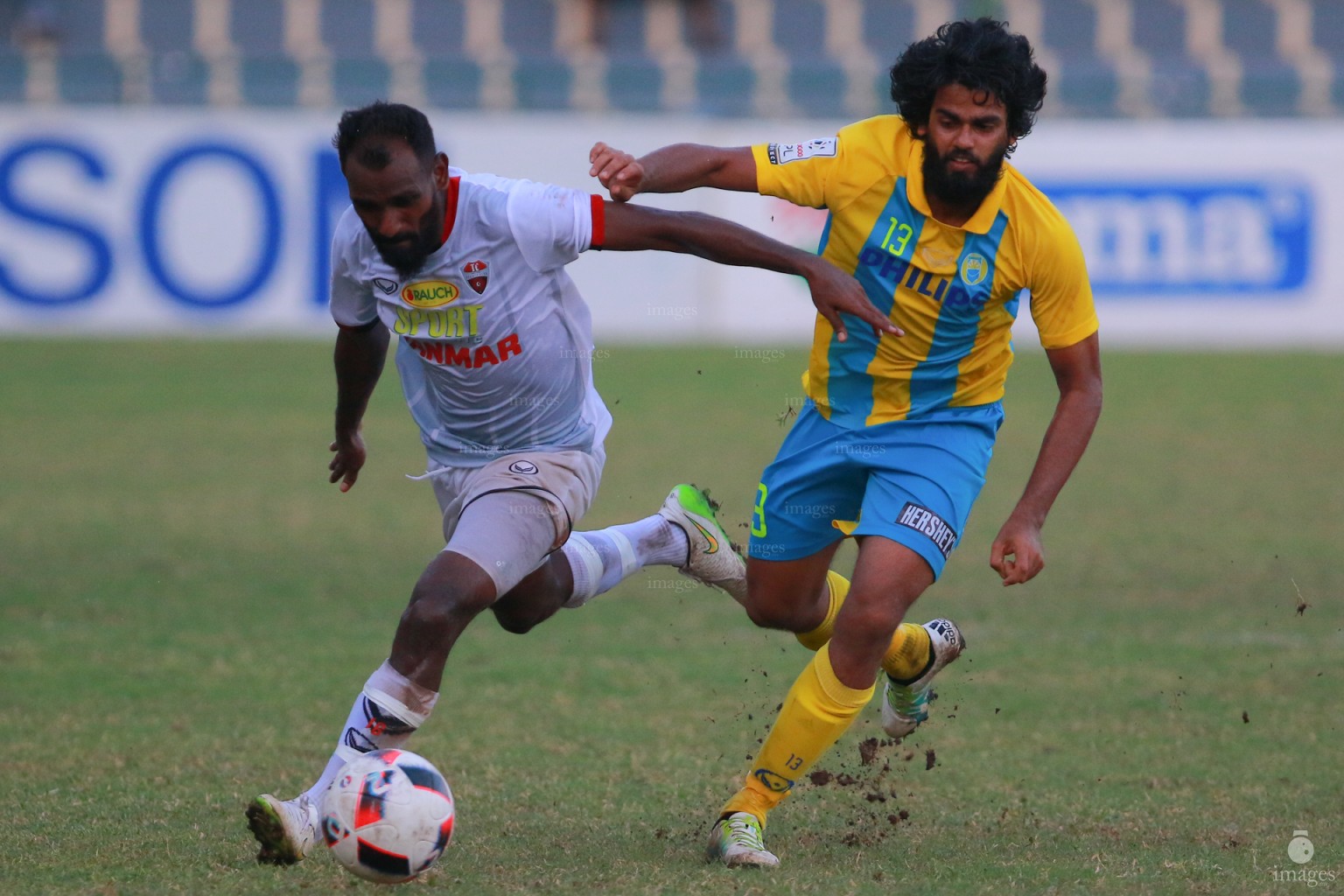 Club Valencia vs TC Sports Club in the second round of Ooredoo Dhivehi Premiere League. 2016 Male', Monday 8 August 2016. (Images.mv Photo: Abdulla Abeedh)