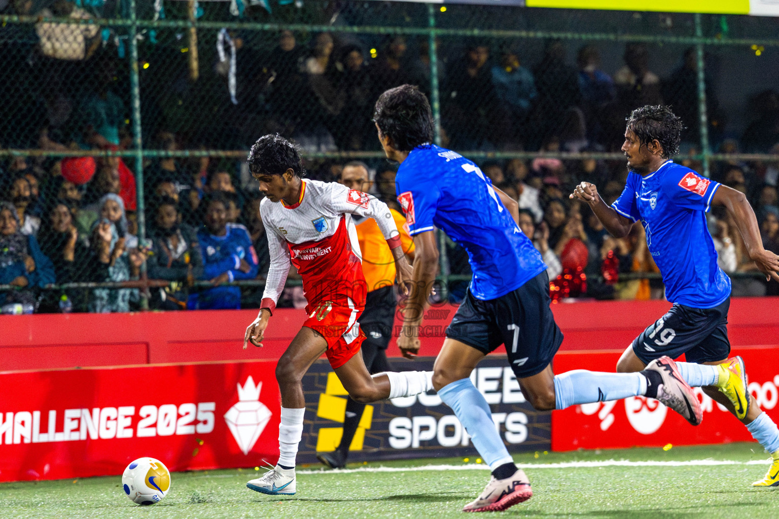 AA Mathiveri vs ADh Mahibadhoo in Zone 4 Final on Day 38 of Golden Futsal Challenge 2025 was held on Wednesday, 12th February 2025 in Hulhumale', Maldives. Photos: Abdulla Abeed / images.mv