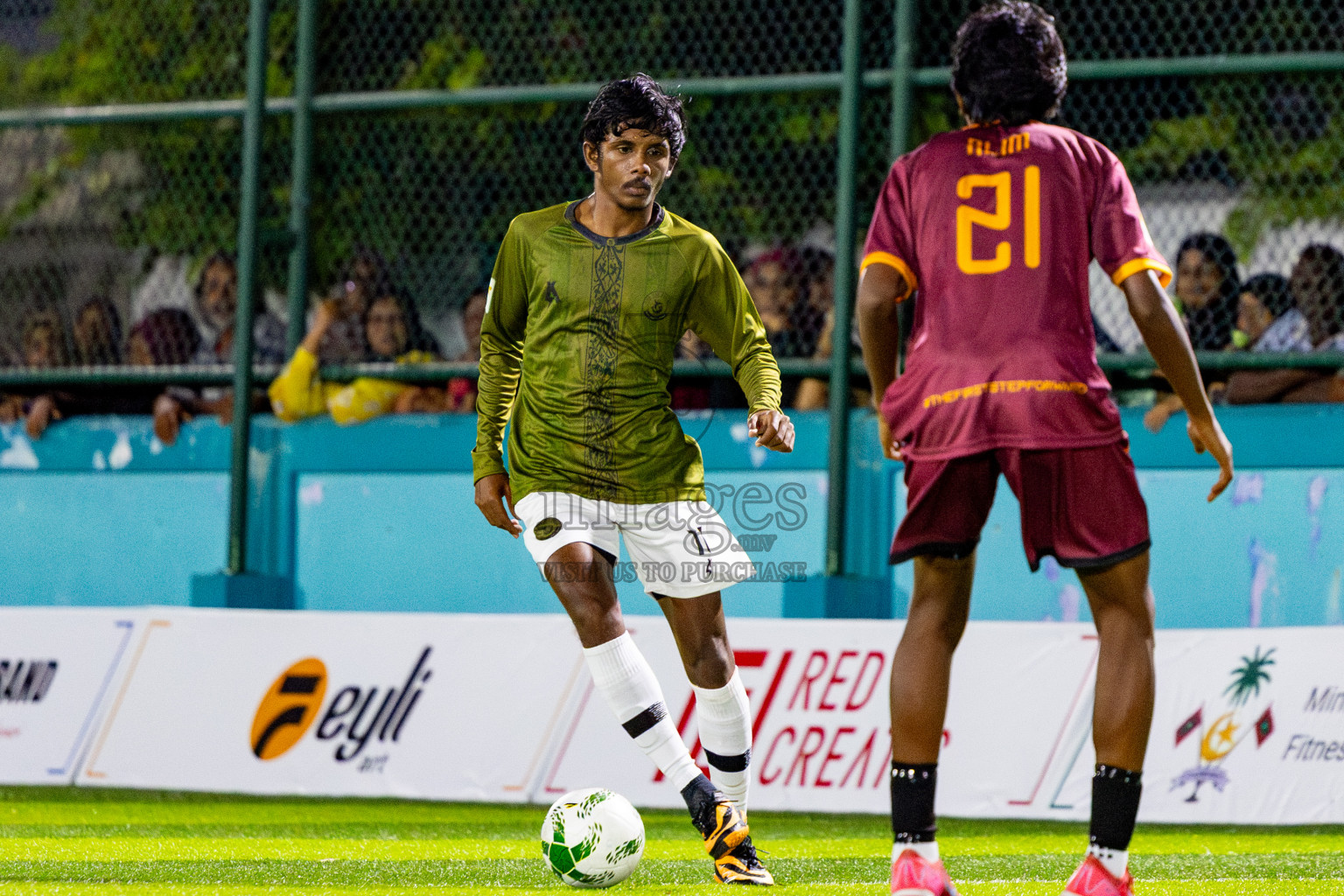 Comienzo fc vs The dee ess kay in Day 1 of Laamehi Dhiggaru Ekuveri Futsal Challenge 2025 was held on Thursday, 24th July 2025, at Dhiggaru Futsal Ground, Dhiggaru, Maldives Photos: Nausham Waheed / images.mv