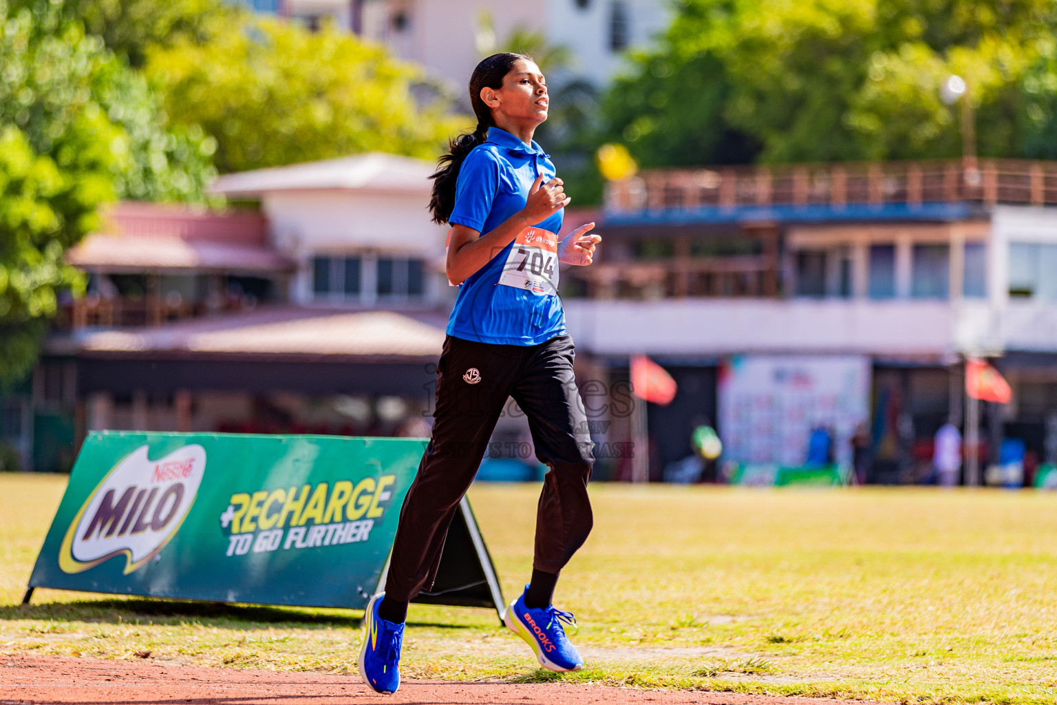 Day 3 of Inter-school Athletics Championship 2025 held in Ekuveni Synthetic Track, Male', Maldives on Wednesday, 08th October 2025. Photos by: Areef Adam / Images.mv