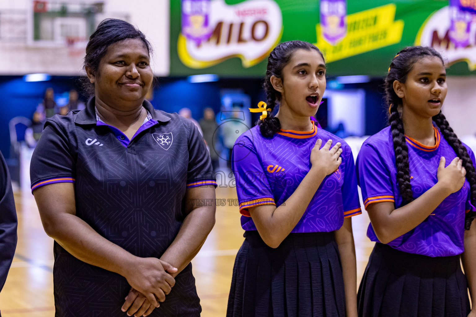 Iskandhar School vs Ghiyasuddin International School in the U15 Finals of Inter-school Netball Tournament held in Social Center at Male', Maldives on Monday, 26th August 2024. Photos: Hassan Simah / images.mv