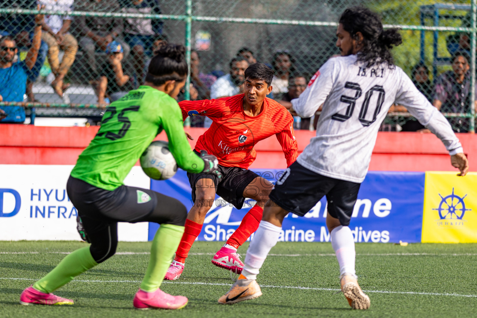 Sh. Kanditheemu  VS  Sh. Foakaidhoo in Day 12 of Golden Futsal Challenge 2024 was held on Friday, 26th January 2024, in Hulhumale', Maldives 
Photos: Hassan Simah / images.mv