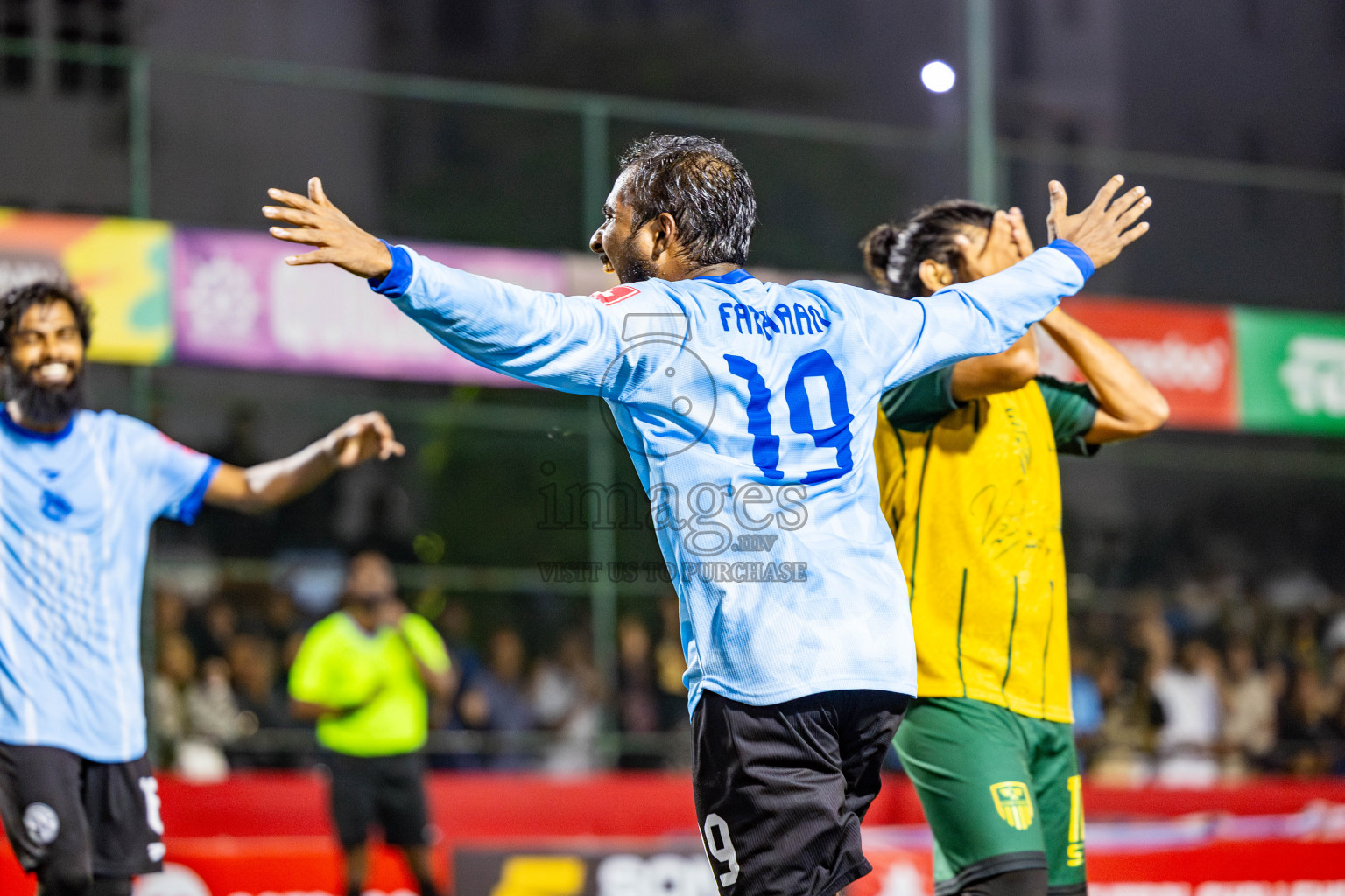 HDh Neykurendhoo vs HDh Nolhivaranfaru in Day 13 of Golden Futsal Challenge 2025 was held on Friday, 17th January 2025, in Hulhumale', Maldives. Photos: Nausham Waheed / images.mv
