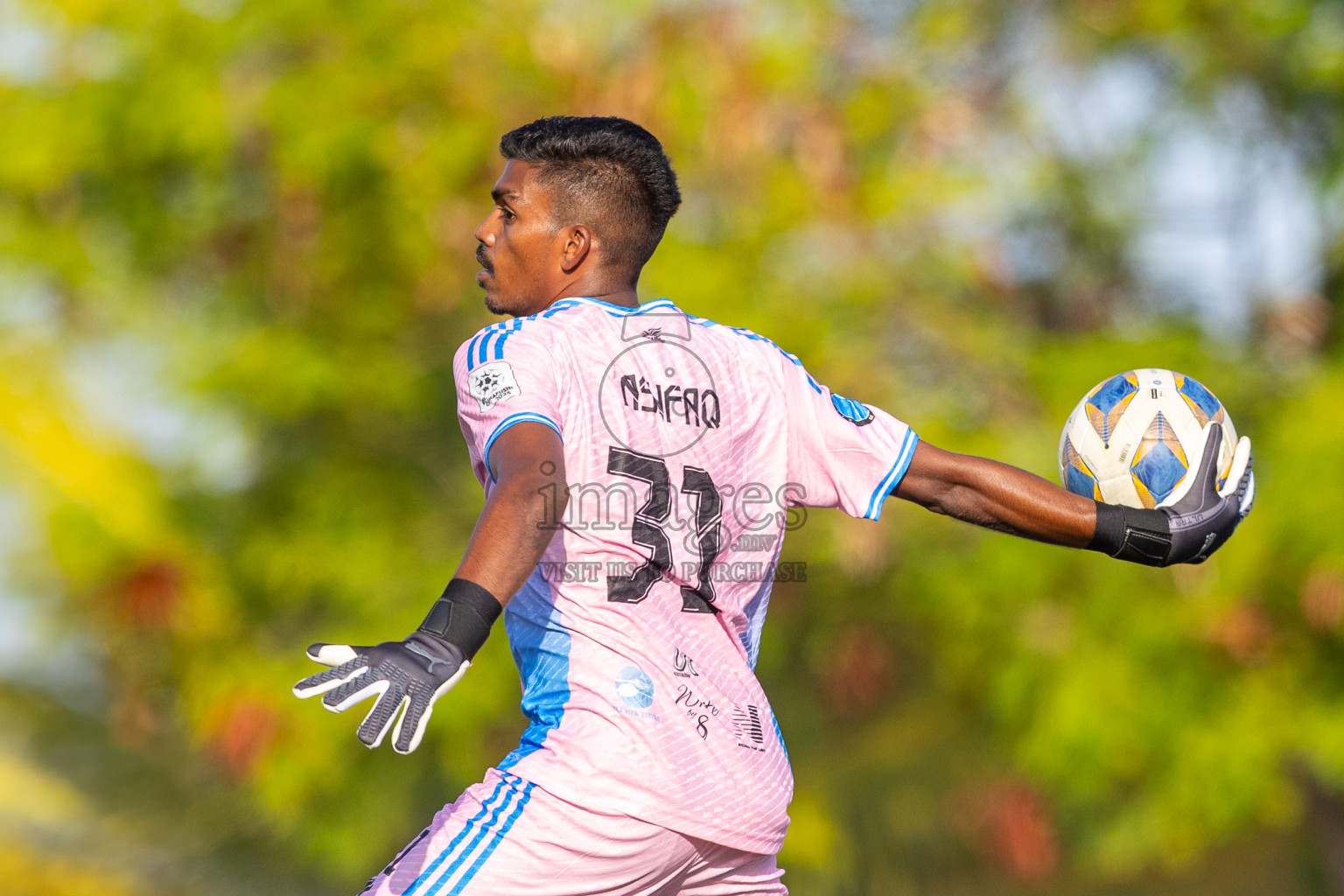 Huss Songun Football Team vs CC Sports Club in Day 2 of Eydhafushi Cup 2025 held in Eydhafushi Football Stadium at B. Eydhafushi, Maldives on Saturday, 6th September 2025. Photos: Mohamed Mahfouz Moosa / images.mv