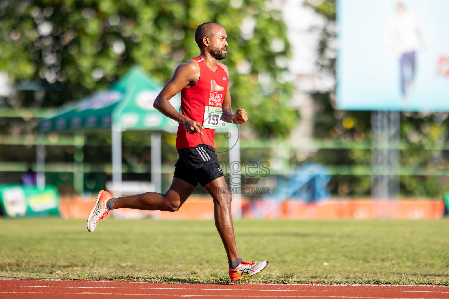 Day 2 of 12th Milo Association Championships was held in Ekuveni Track at Male', Maldives on Friday, 25th April 2025. 
Photos: Hassan Simah / images.mv