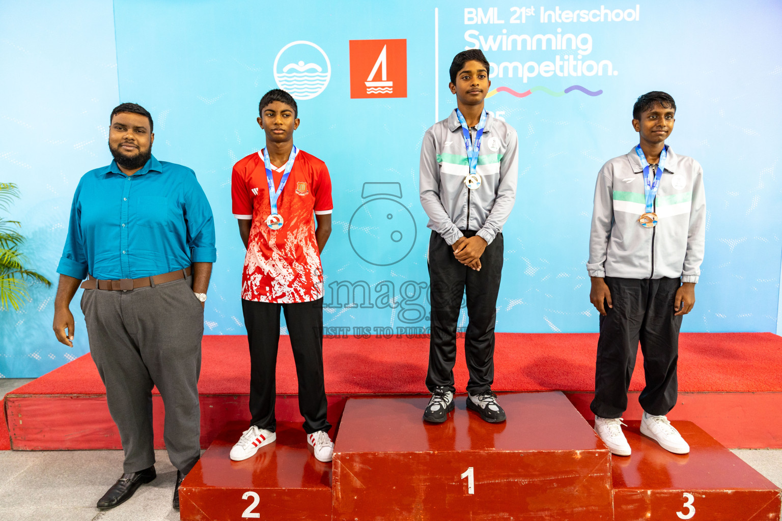 Closing Ceremony of BML 21st Interschool Swimming Competition 2025 .was held in Hulhumale' Swimming Pool, Hulhumale', Maldives on Saturday, 18th October 2025. 
Photos: Hassan Simah / images.mv