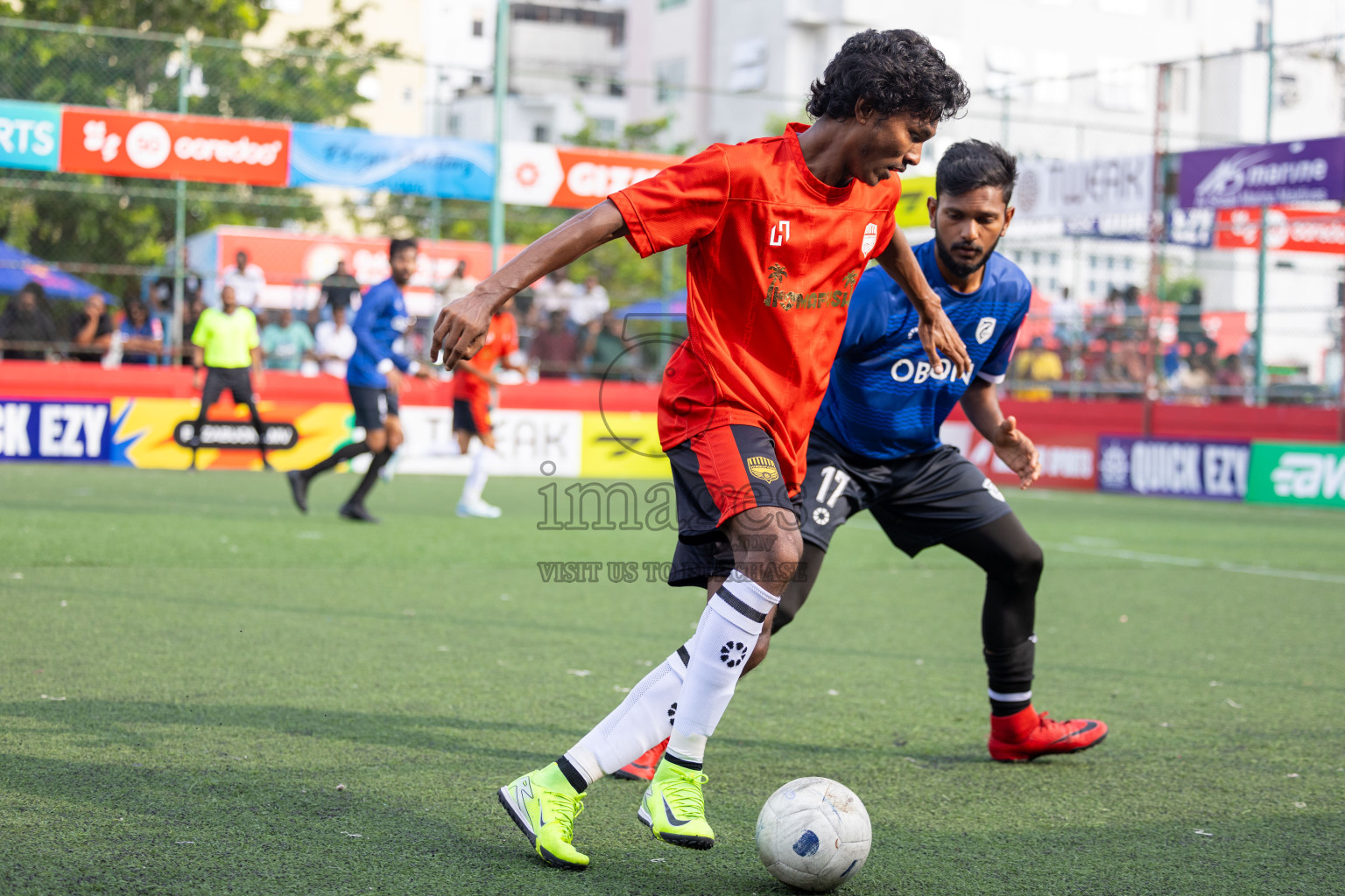 K Gaafaru vs K Himmafushi in Day 15 of Golden Futsal Challenge 2025 was held on Sunday, 19th January 2025, in Hulhumale', Maldives. Photos: Mohamed Mahfooz Moosa / images.mv