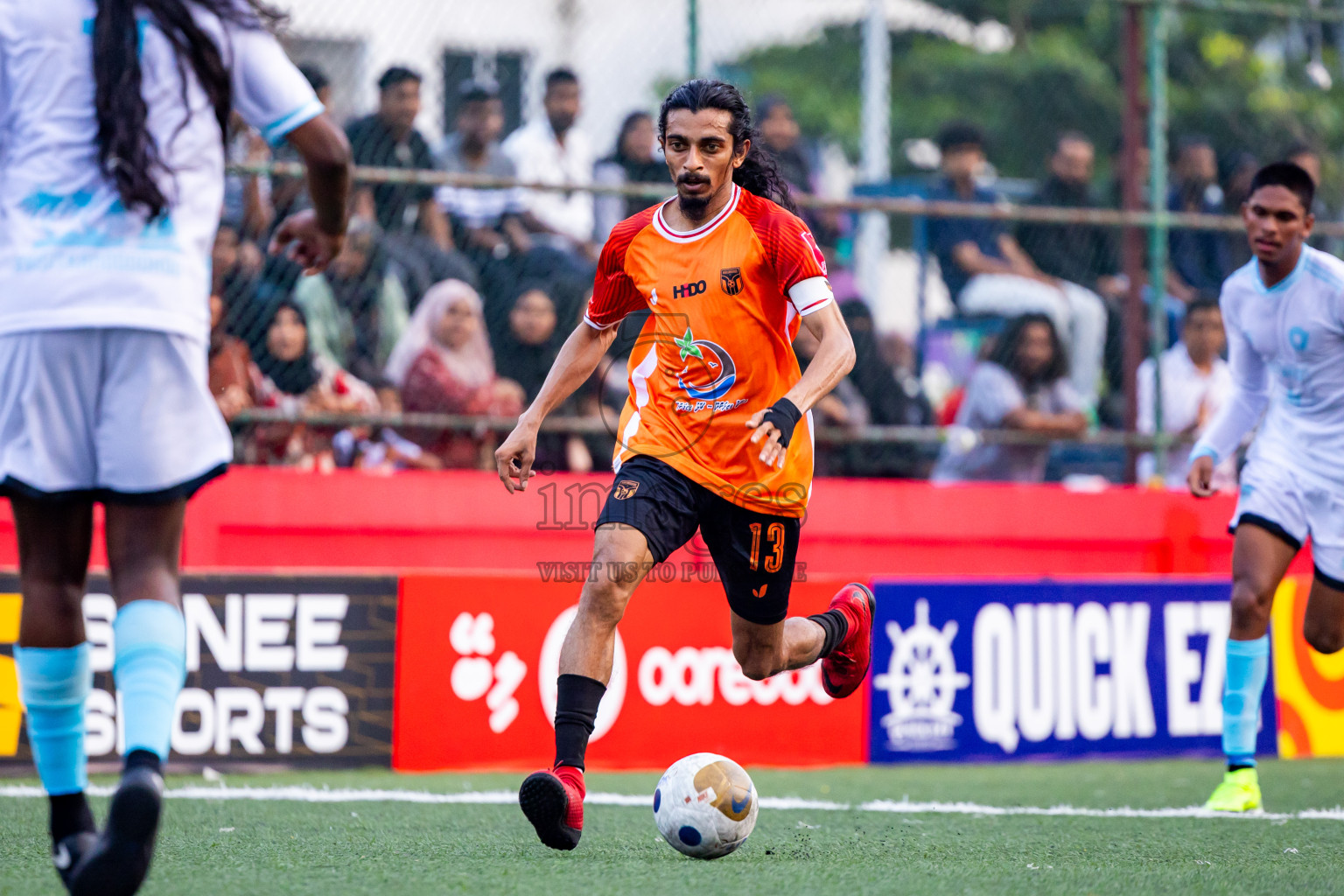 Th Kandoodhoo vs Th Hirilandhoo in Day 14 of Golden Futsal Challenge 2025 was held on Saturday, 18th January 2025, in Hulhumale', Maldives. Photos: Nausham Waheed / images.mv