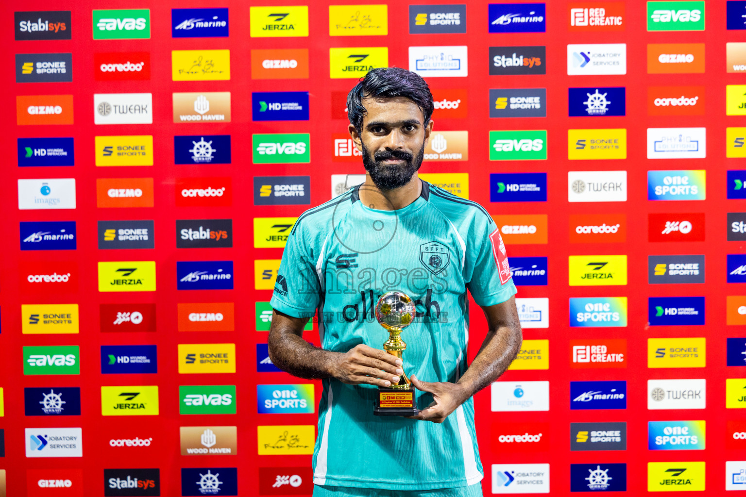 S Feydhoo vs Gdh Gadhdhoo in Zone round Day 28 of Golden Futsal Challenge 2025 was held on Saturday , 1st February 2025, in Hulhumale', Maldives. Photos: Nausham Waheed / images.mv