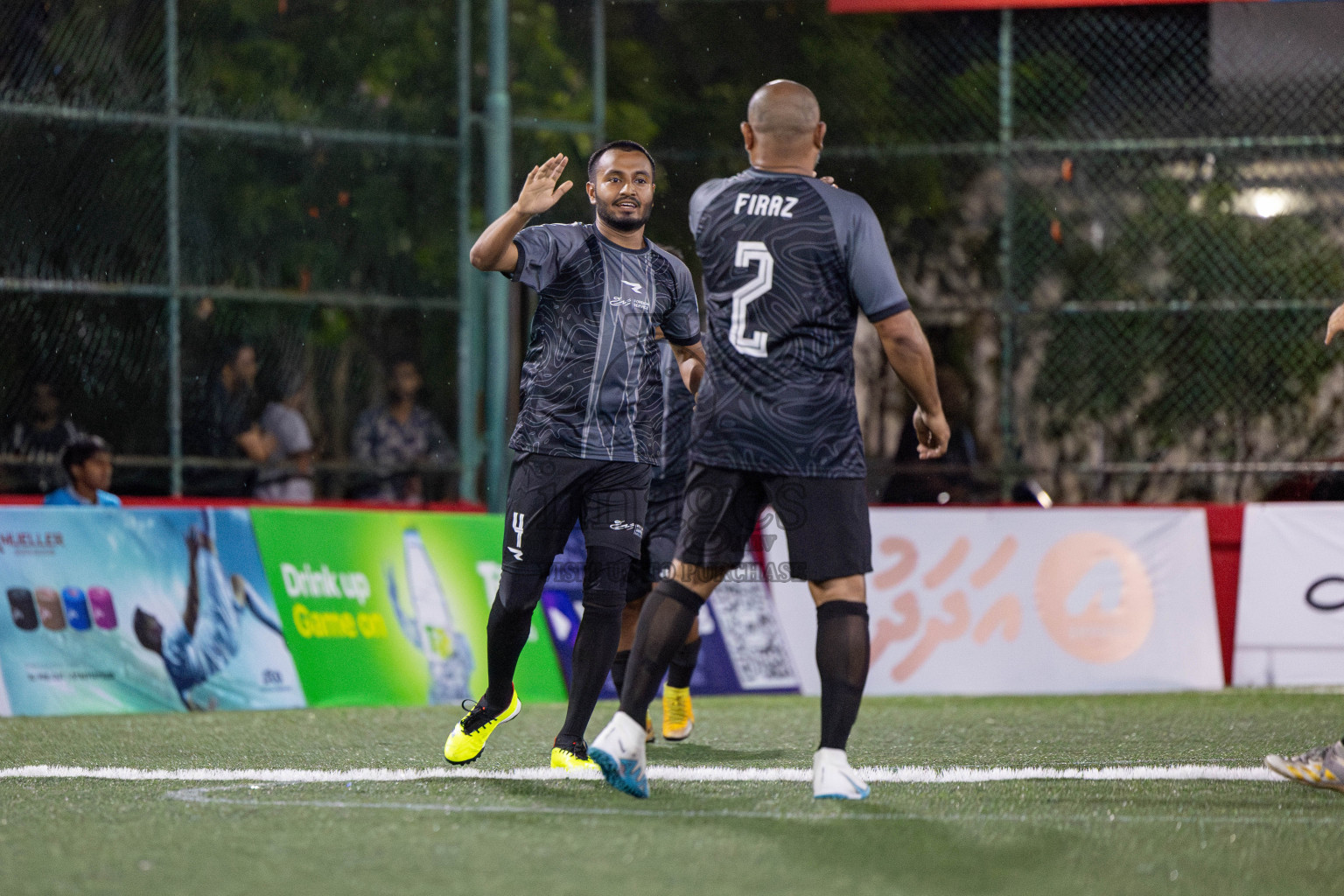 KHAARIJEE VS TEAM BADHAHI in Club Maldives Classic 2024 held in Rehendi Futsal Ground, Hulhumale', Maldives on Tuesday, 3rd September 2024. 
Photos: Nausham Waheed / images.mv