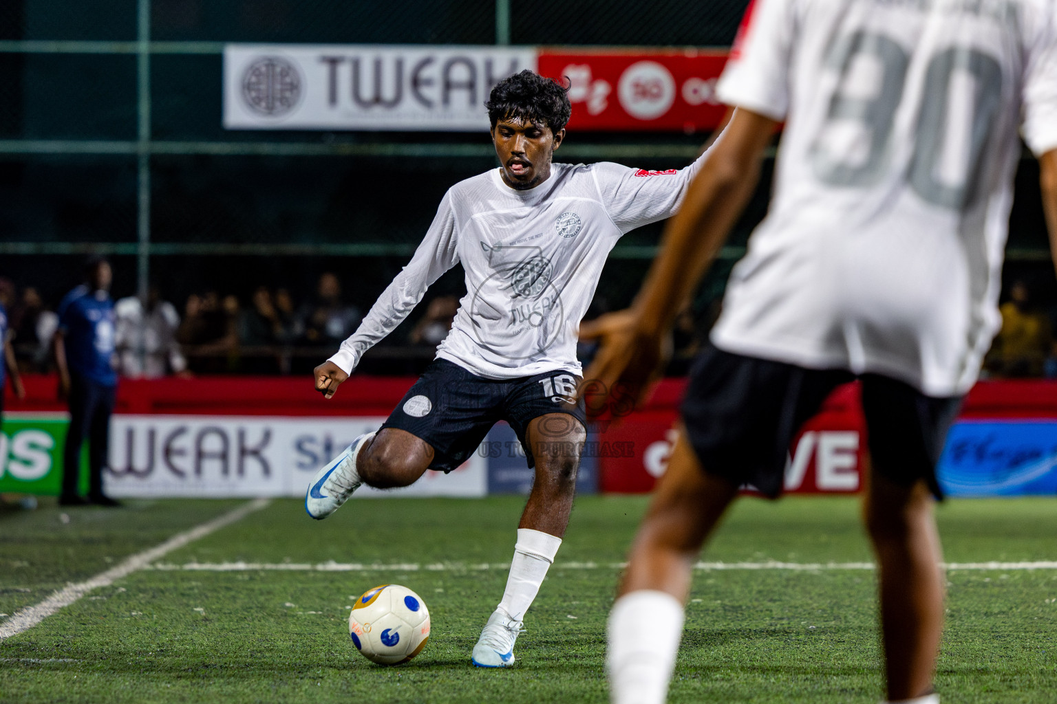 Thaa Omadhoo VS Thaa Kinbidhoo in Day 6 of Golden Futsal Challenge 2025 on Friday, 6th January 2025, in Hulhumale', Maldives Photos: Nausham Waheed / images.mv