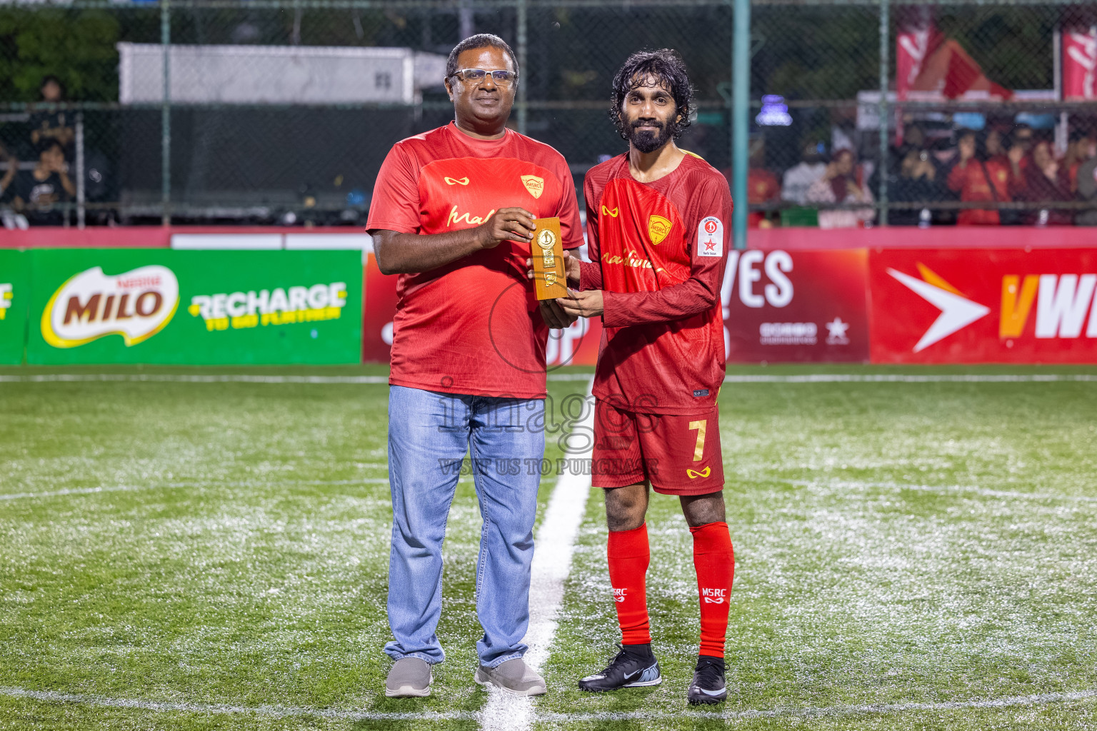 Maldivian RC vs Dhiraagu in Day 13 of Club Maldives Cup 2025 was held in Rehendhi Futsal Ground, Hulhumale', Maldives on Monday, 13th October 2025. 
Photos: Mohamed Mahfooz Moosa / images.mv