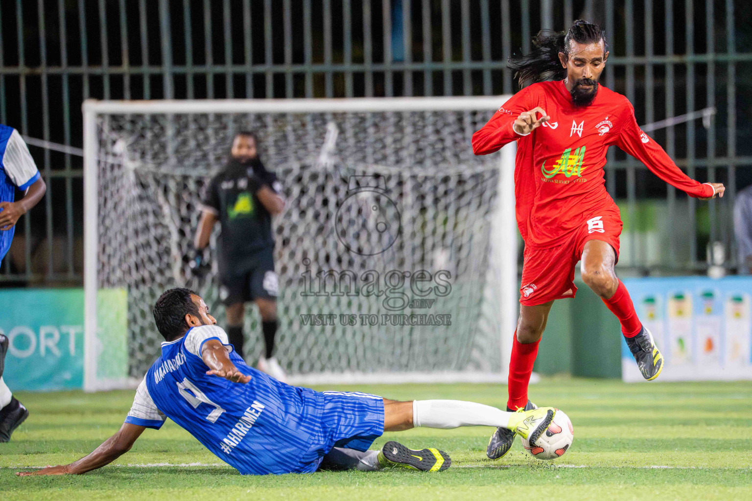 Kanmathi FC VS Best in Day 1 - Fonadhoo Youth Futsal Challenge 2025 was held in Fonadhoo Futsal Stadium, L. Fonadhoo, Maldives on Sunday, 26th October 2025 Photos: Arif Rasheed / images.mv