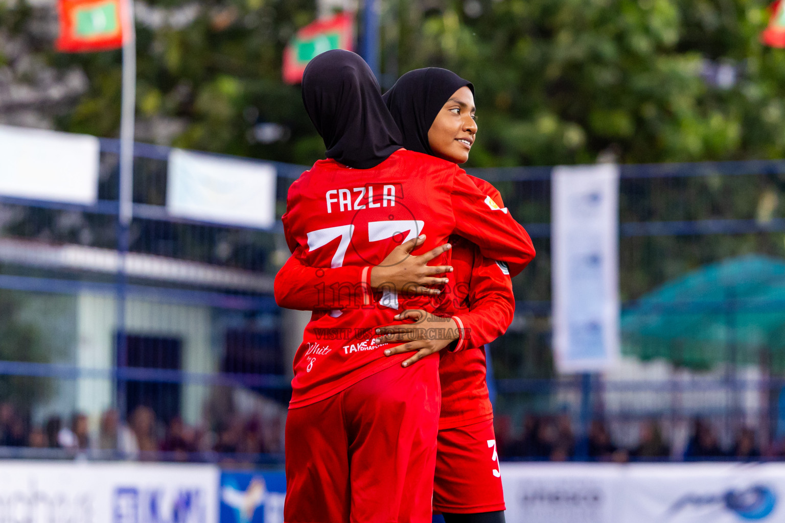Eydhafushi vs Hithaadhoo in Day 5 of Better in Baa Futsal Fiesta 2025 Woman's division held in B. Eydhafushi, Maldives on Sunday, 9th November 2025. Photos: Nausham Waheed / images.mv