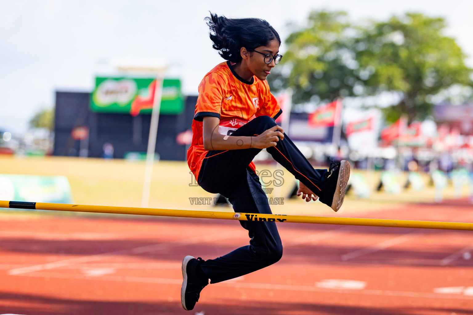 Day 4 of Inter-school Athletics Championship 2025 held in Ekuveni Synthetic Track, Male', Maldives on Thursday, 09th October 2025. Photos by: Nausham Waheed / Images.mv
