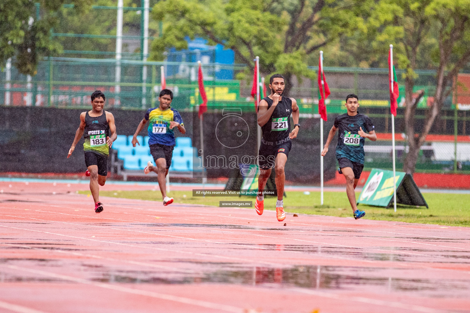 Day 2 of National Athletics Championship 2023 was held in Ekuveni Track at Male', Maldives on Friday, 24th November 2023. Photos: Hassan Simah / images.mv