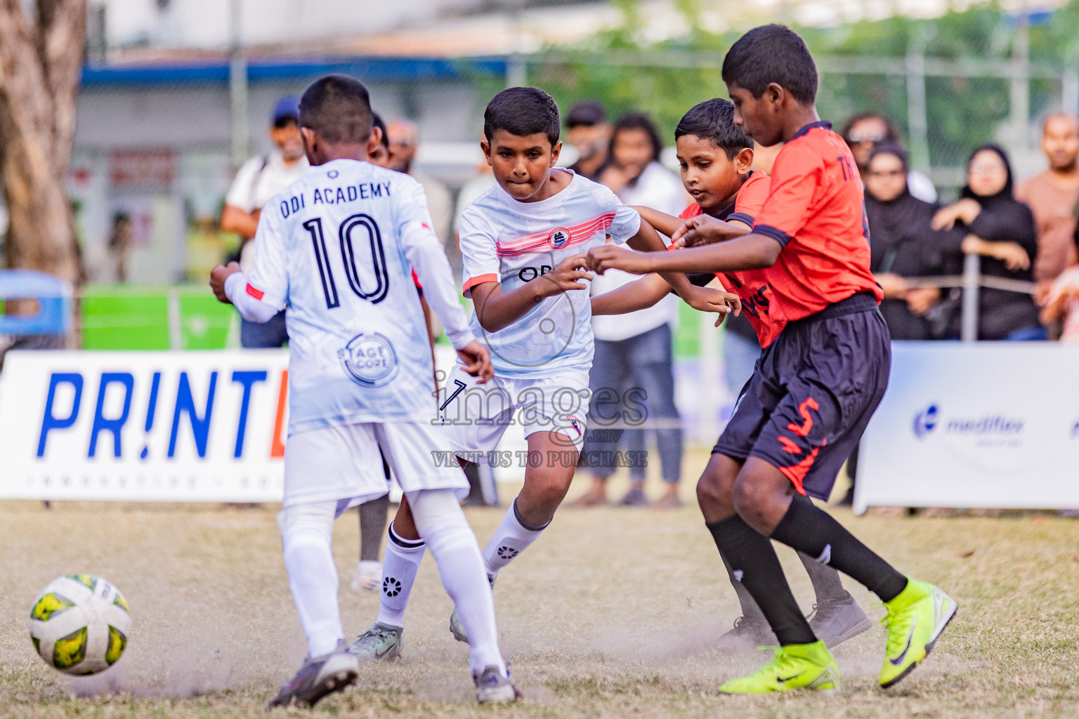 Day 1 of Kids7s Weekend 2025 was held on Friday, 23rd August 2025 in  Henveyru Stadium, Male', Maldives. 
Photos: Areef Adam / images.mv