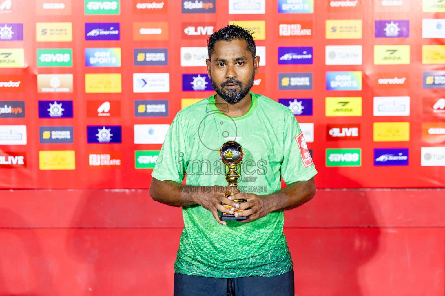 HDH Kumundhoo vs Hdh Vaikaradhoo in Day 5 of Golden Futsal Challenge 2025 on Thursday, 9th January 2025, in Hulhumale', Maldives Photos: Nausham waheed / images.mv