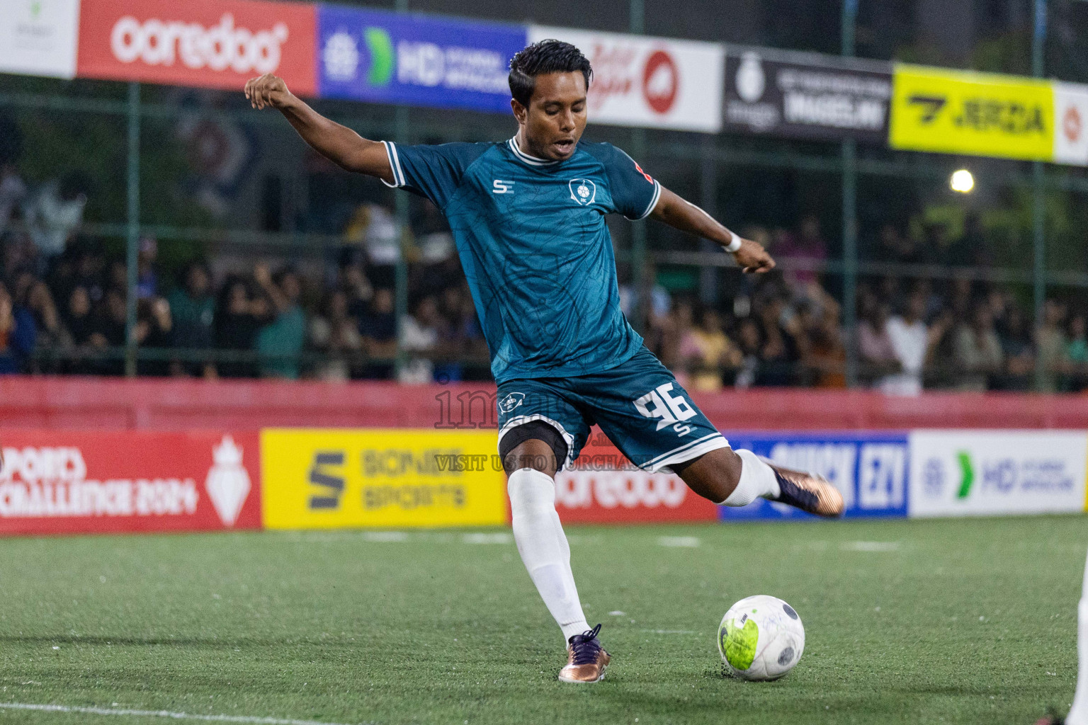 R Dhuvaafaru vs R Meedhoo in Day 8 of Golden Futsal Challenge 2024 was held on Monday, 22nd January 2024, in Hulhumale', Maldives Photos: Nausham Waheed / images.mv